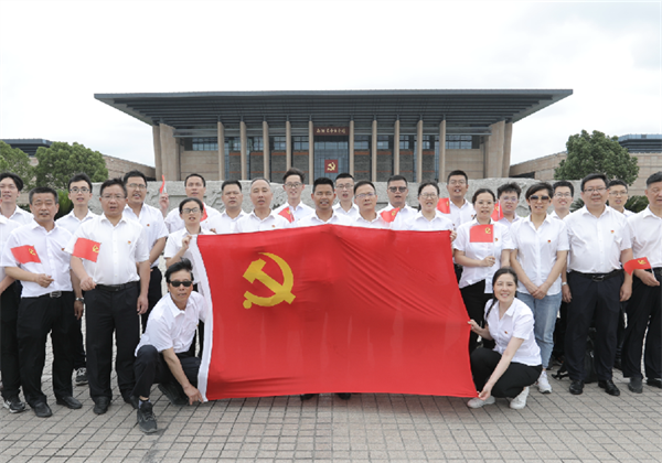 优秀党支部——维多利亚老品牌vic119二建党支部